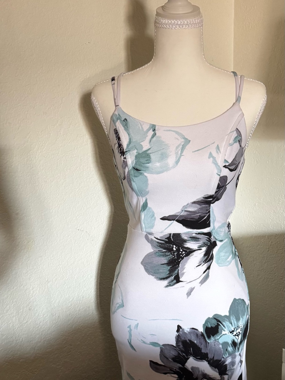 ♥️ Floral Mini Dress in Mint & White ♥️